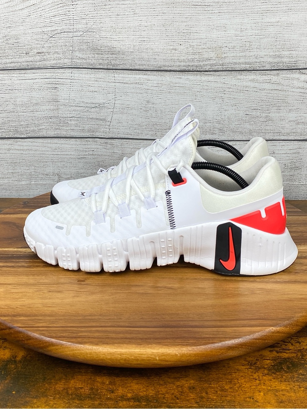 Nike Free Metcon 5 White Crimson Red CrossFit Training Shoe Men’s Size 10.5